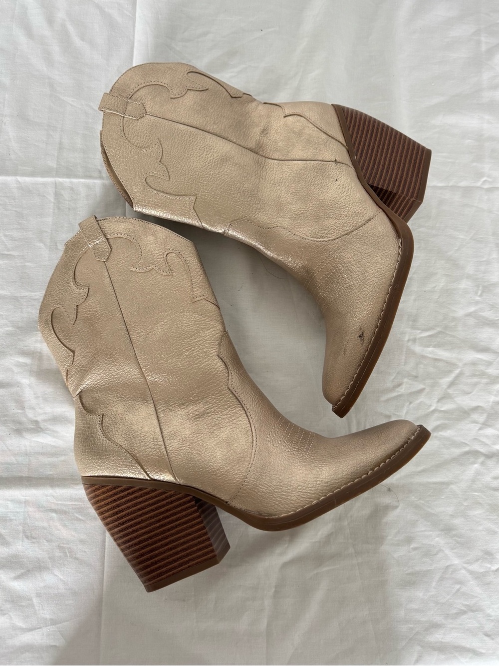 Mix No. 6 Brycen Cowboy Boots in metallic gold Size 8.5M
